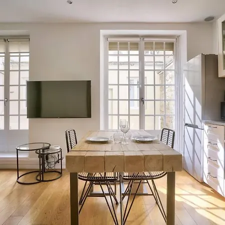 Magnifique Proche Tour Eiffel Apartamento *
