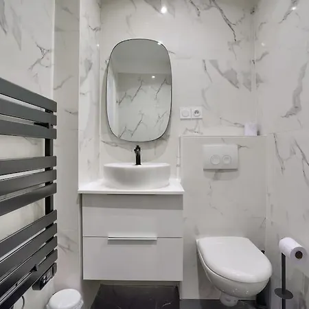 Magnifique Proche Tour Eiffel Apartamento *
