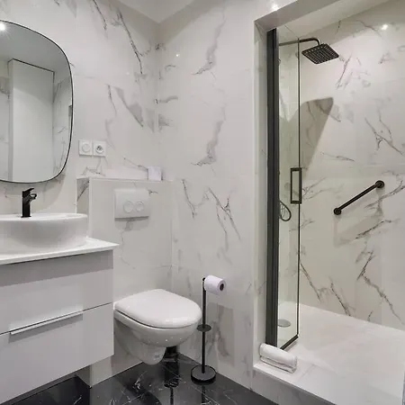 Magnifique Proche Tour Eiffel * פריז